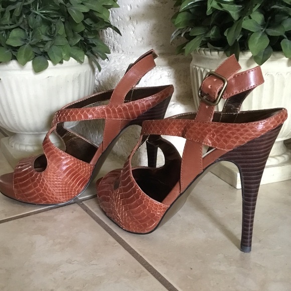 🤎Charles David Tan/Rust Platform Heel - Picture 3 of 6